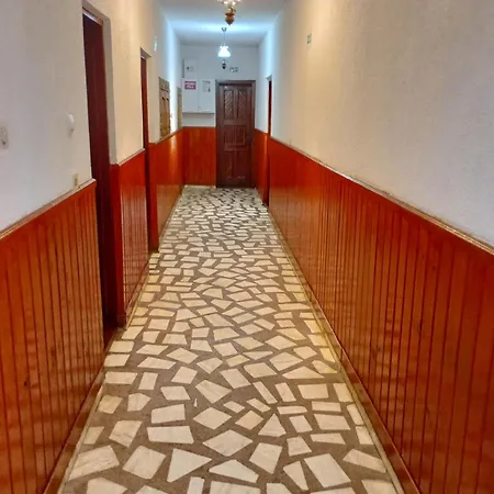 Pensiunea Irina 1 Si 2 Maison d'hôtes 2*