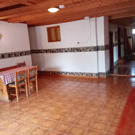 Pensiunea Irina 1 Si 2 2* Zărneşti