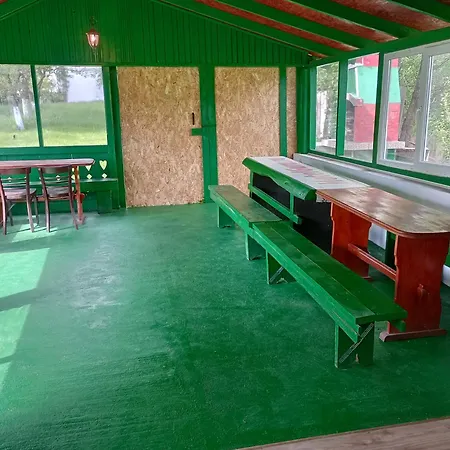 Maison d'hôtes Pensiunea Irina 1 Si 2 2*